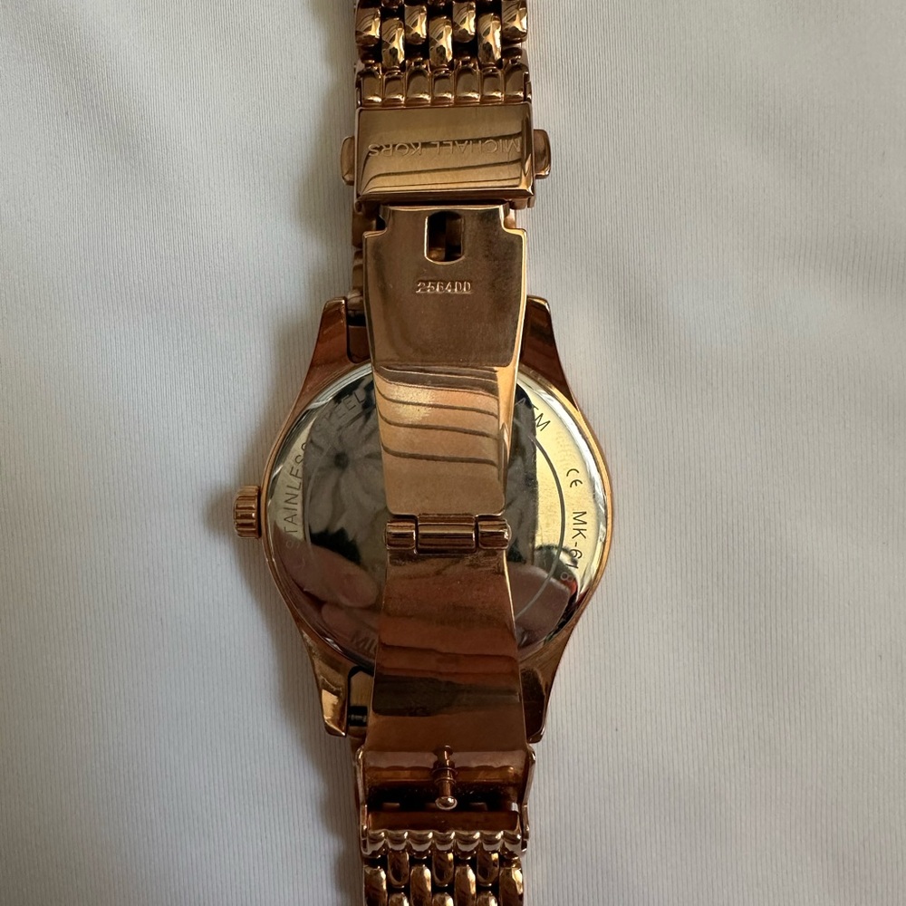 Michael Kors “Amelia” Multi-Function Rose Gold Wo… - image 7